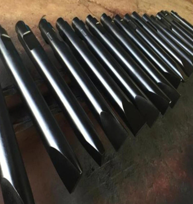 DMB210 Excavator Breaker Chisel 40 or 42cr Metallurgy For Hydraulic Breaker